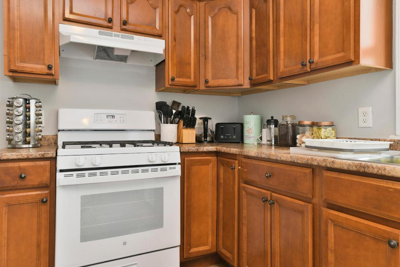 The Maverick - Luxurious Apartment - Free Parking - 2 Miles From Boston Logan Airport Chelsea Eksteriør billede